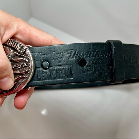 ✨✨SOLD✨✨Harley-Davidson Men’s Black Leather Belt with Harley Silver Buckle - Picture 4 of 8